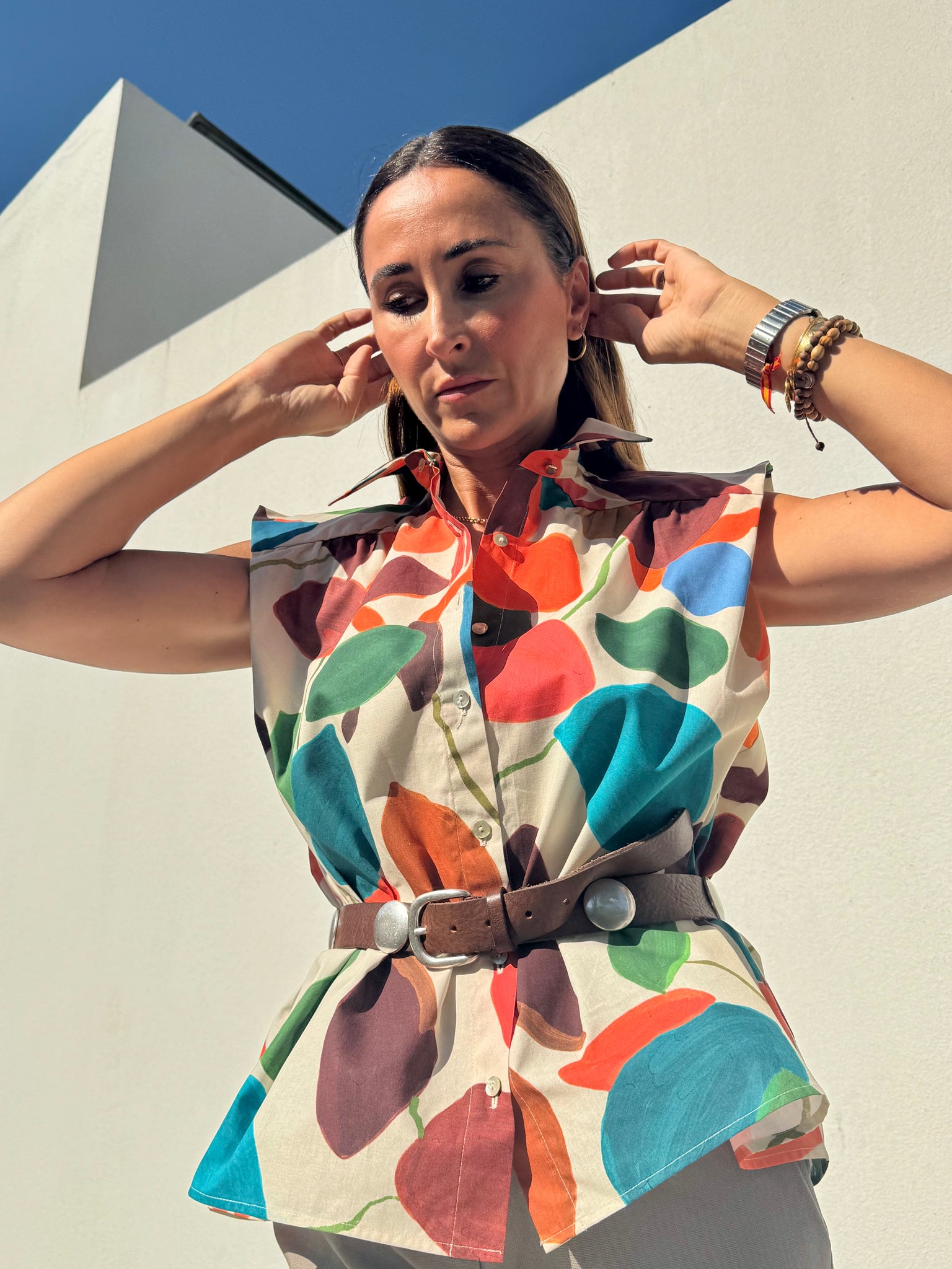 Camisa Marieta sin mangas tropical