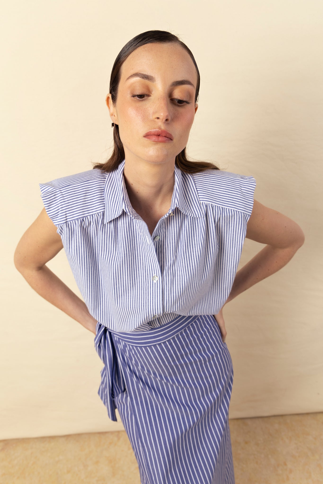 Camisa Marieta sin mangas rayas