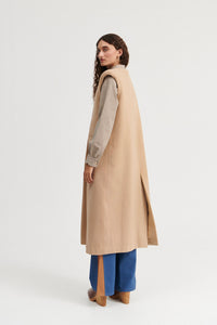 Chaleco Camilla camel