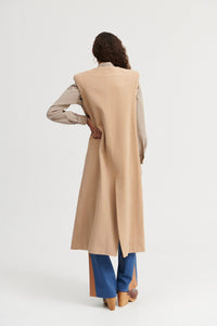 Chaleco Camilla camel
