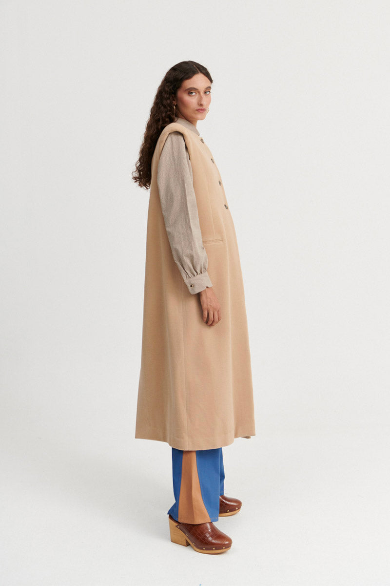 Chaleco Camilla camel