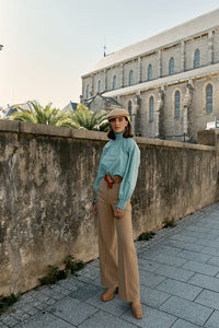 Adela Camel