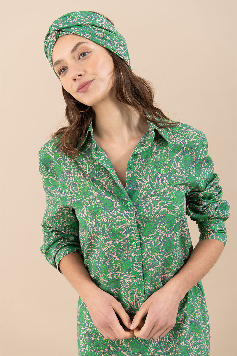 Carmenia Green Flowers