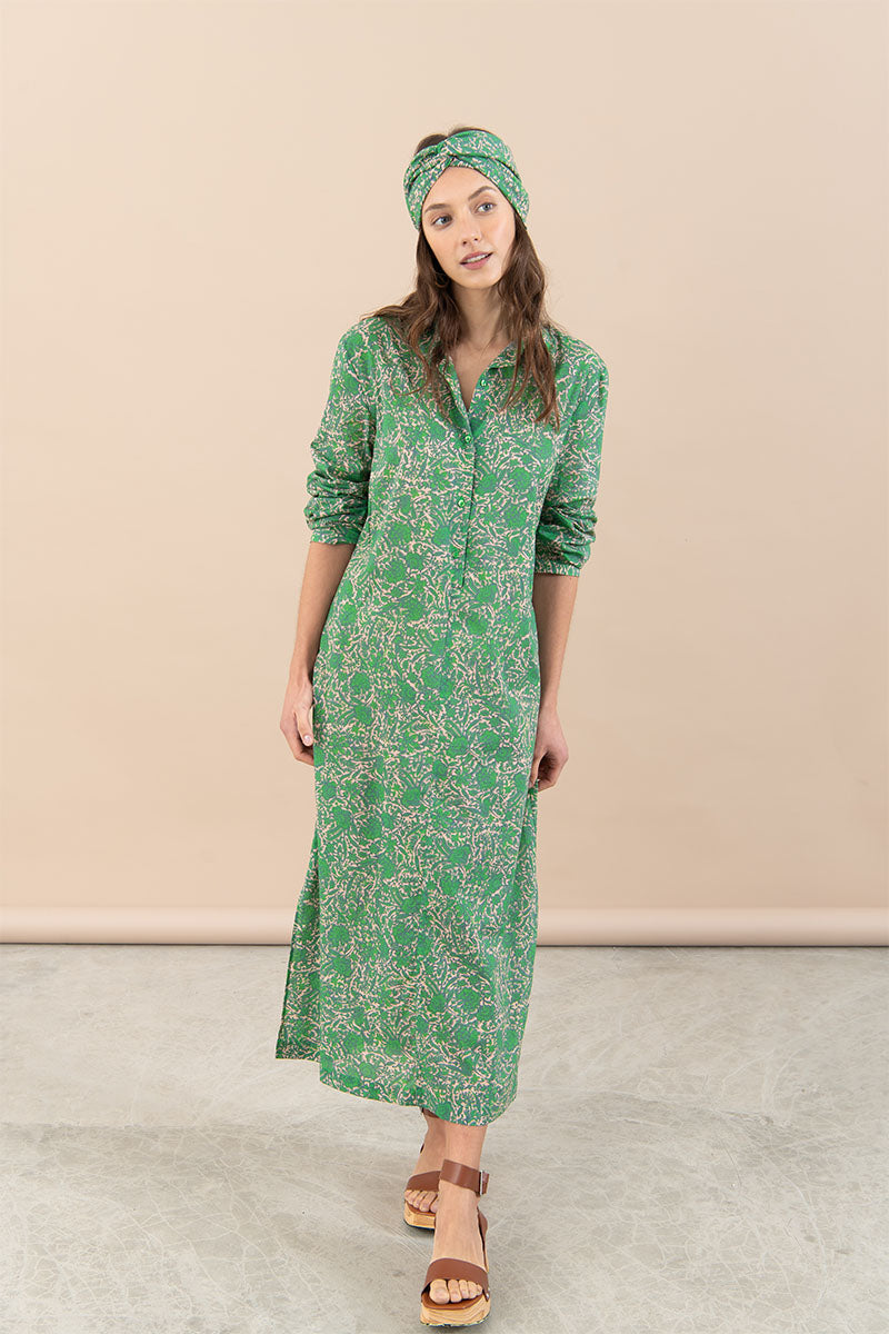 Carmenia Green Flowers