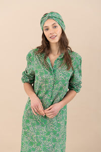 Carmenia Green Flowers