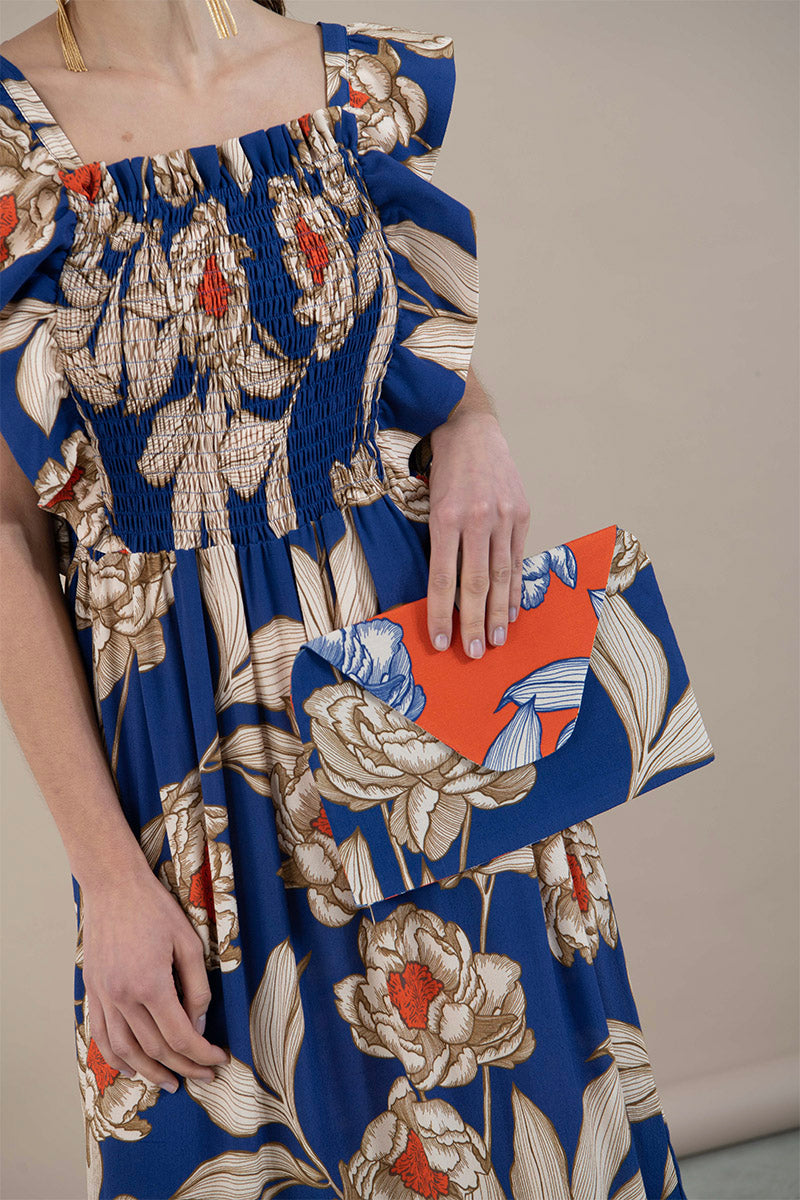 Sara Blue-Red